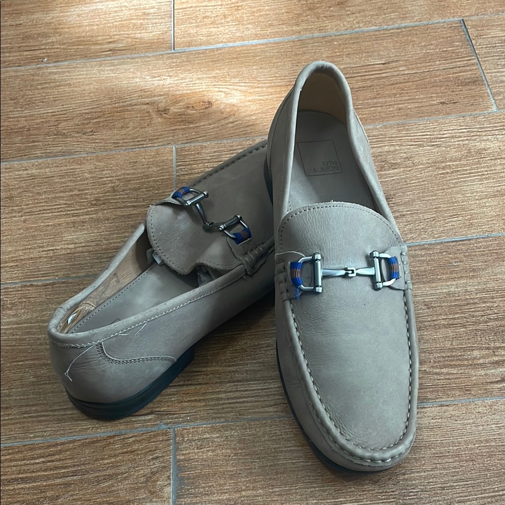 14th & Union Tan Silver Slip-On Loafers with Moccasin Style
